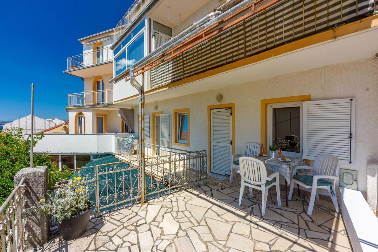 Apartments Kalla Crikvenica Esterno foto